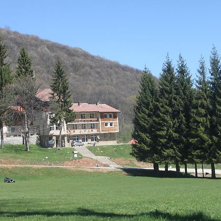 Ledenika LodgeVratsa エクステリア 写真